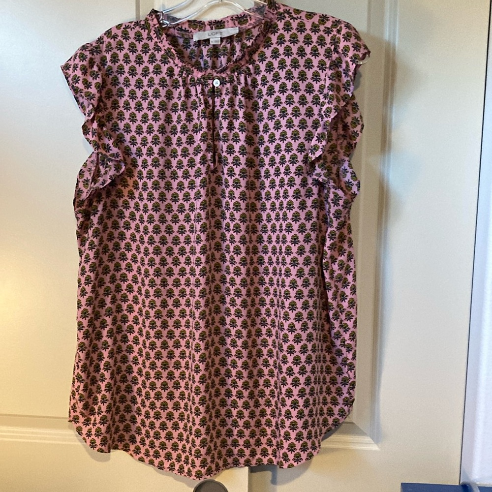 Loft XL pink & yellow flowers women’s sleeveless blouse, light and flow